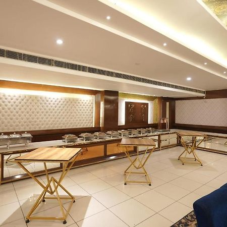 Click Hotel Kohinoor, Ludhiana Exterior foto