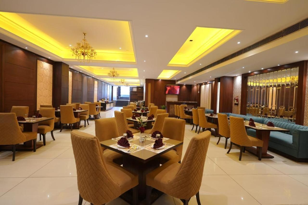 Click Hotel Kohinoor, Ludhiana Exterior foto