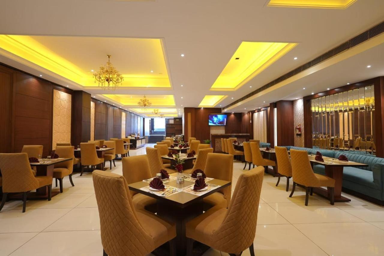 Click Hotel Kohinoor, Ludhiana Exterior foto